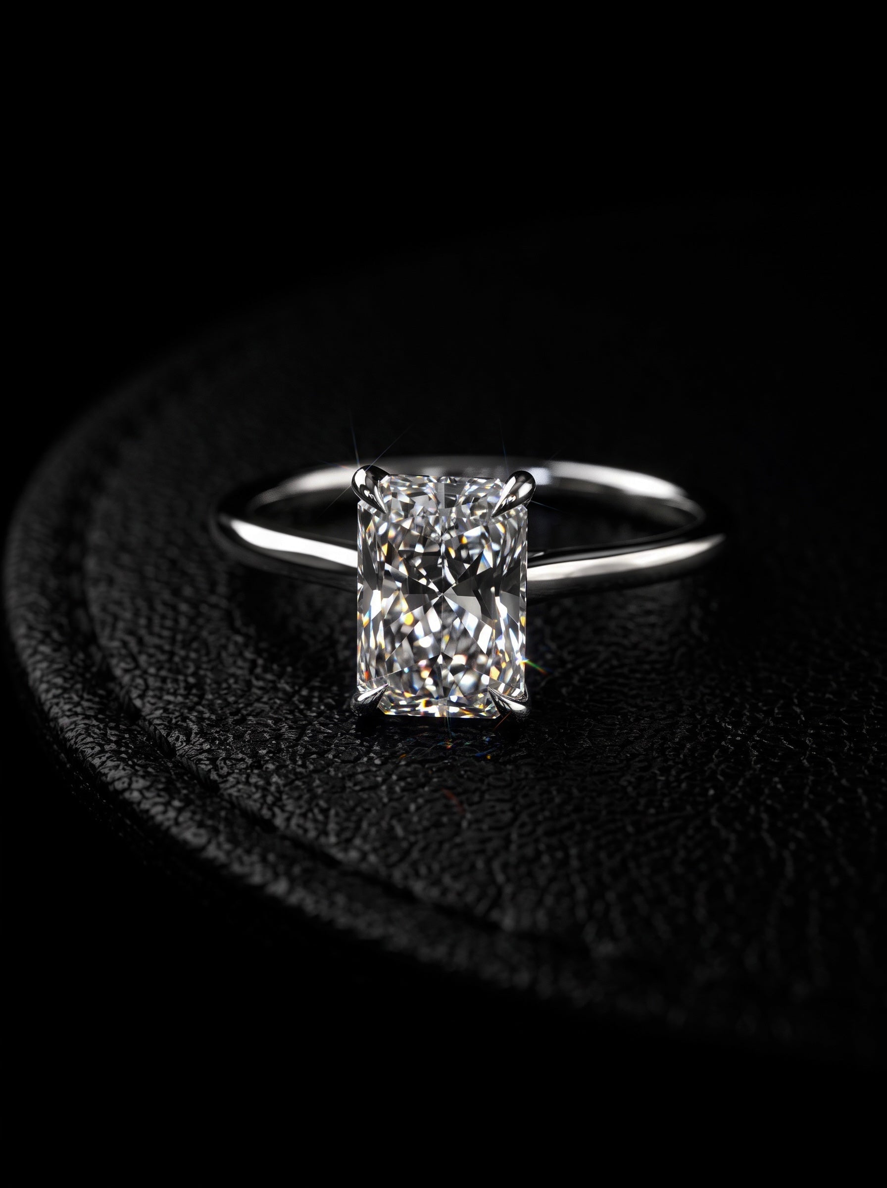 THE ONE™ Radiant · 1.00ct Radiant-Cut Solitaire