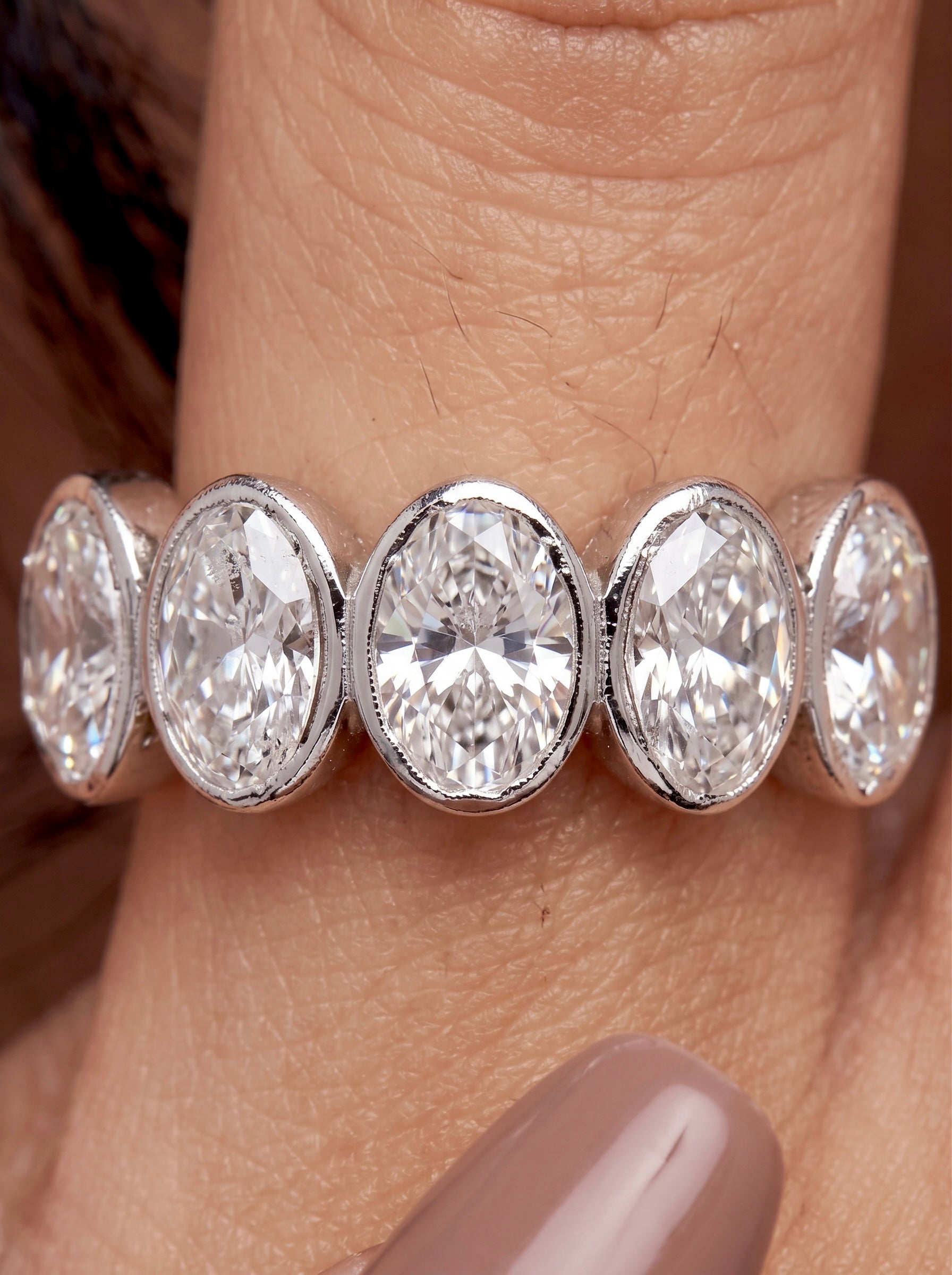The Oval Bezel Eternity Line Band