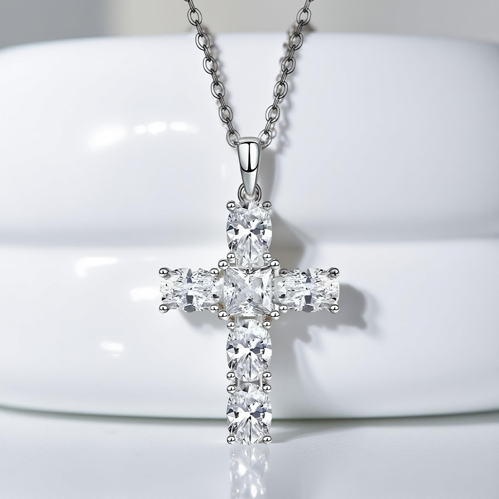 The Lumen Cross Necklace - MG ESSENCE