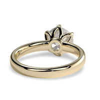2.0ct Round Brilliant Solitaire with Petal-Style Six-Prong Setting – 9–18K Yellow Gold