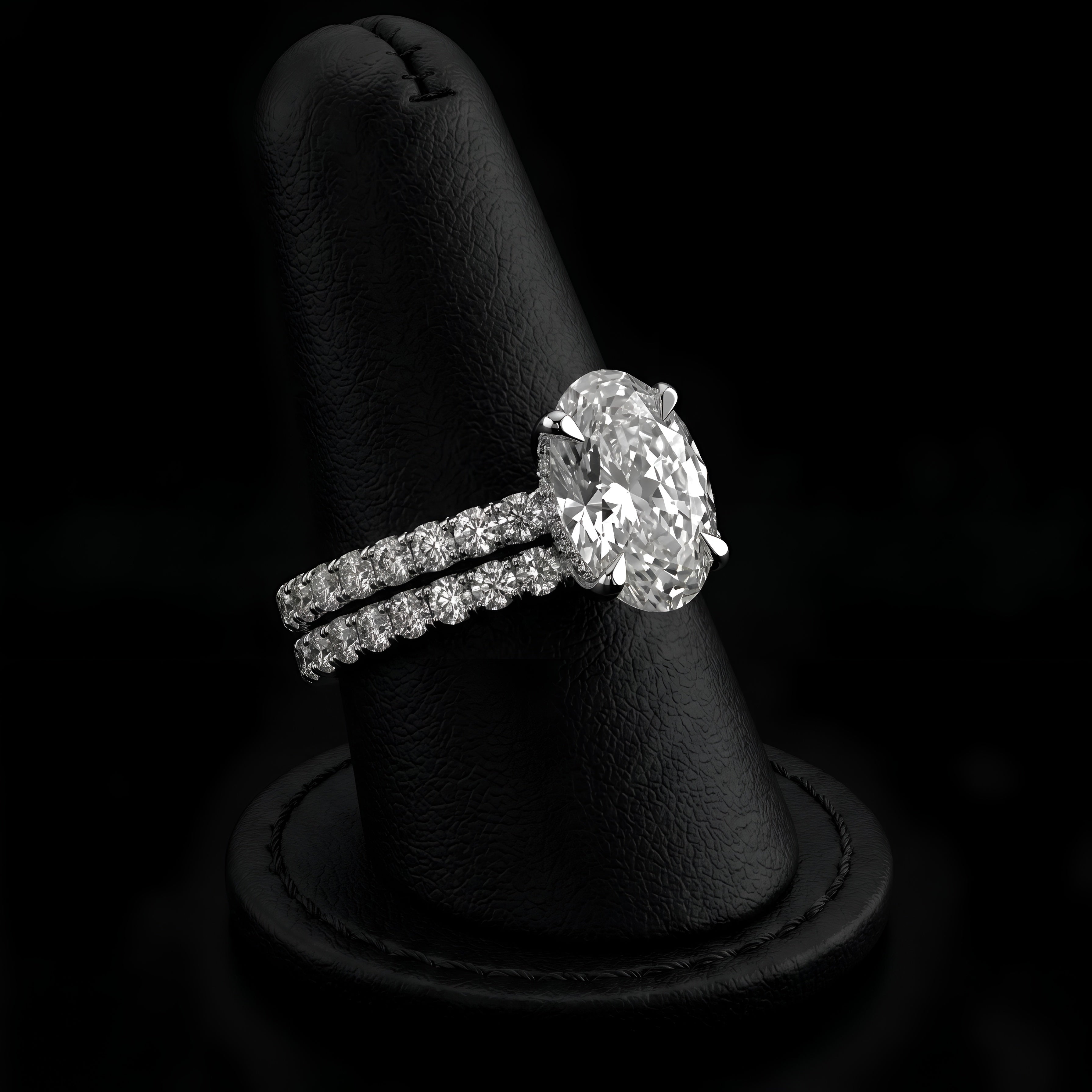 The Signature Oval Pavé Ring in Sterling Silver