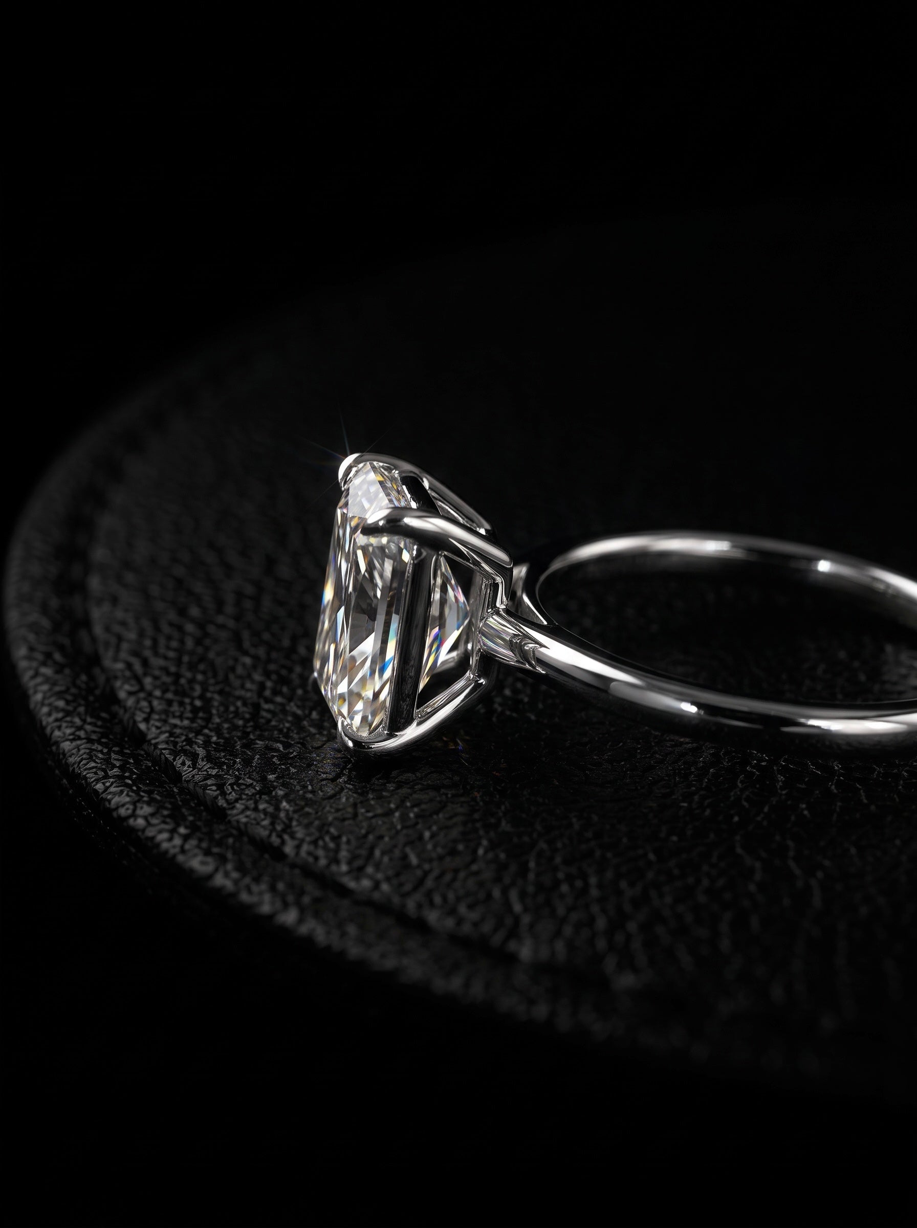 THE ONE™ Radiant · 1.00ct Radiant-Cut Solitaire