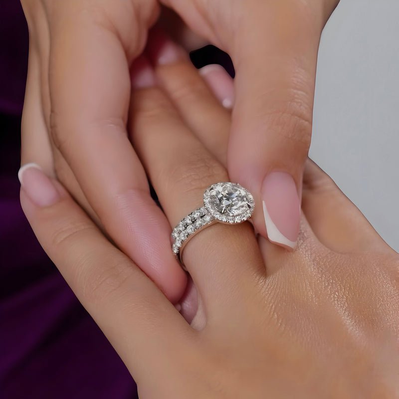 THE ASTRID™️ 2.0CT Round Halo in Signature Pavé