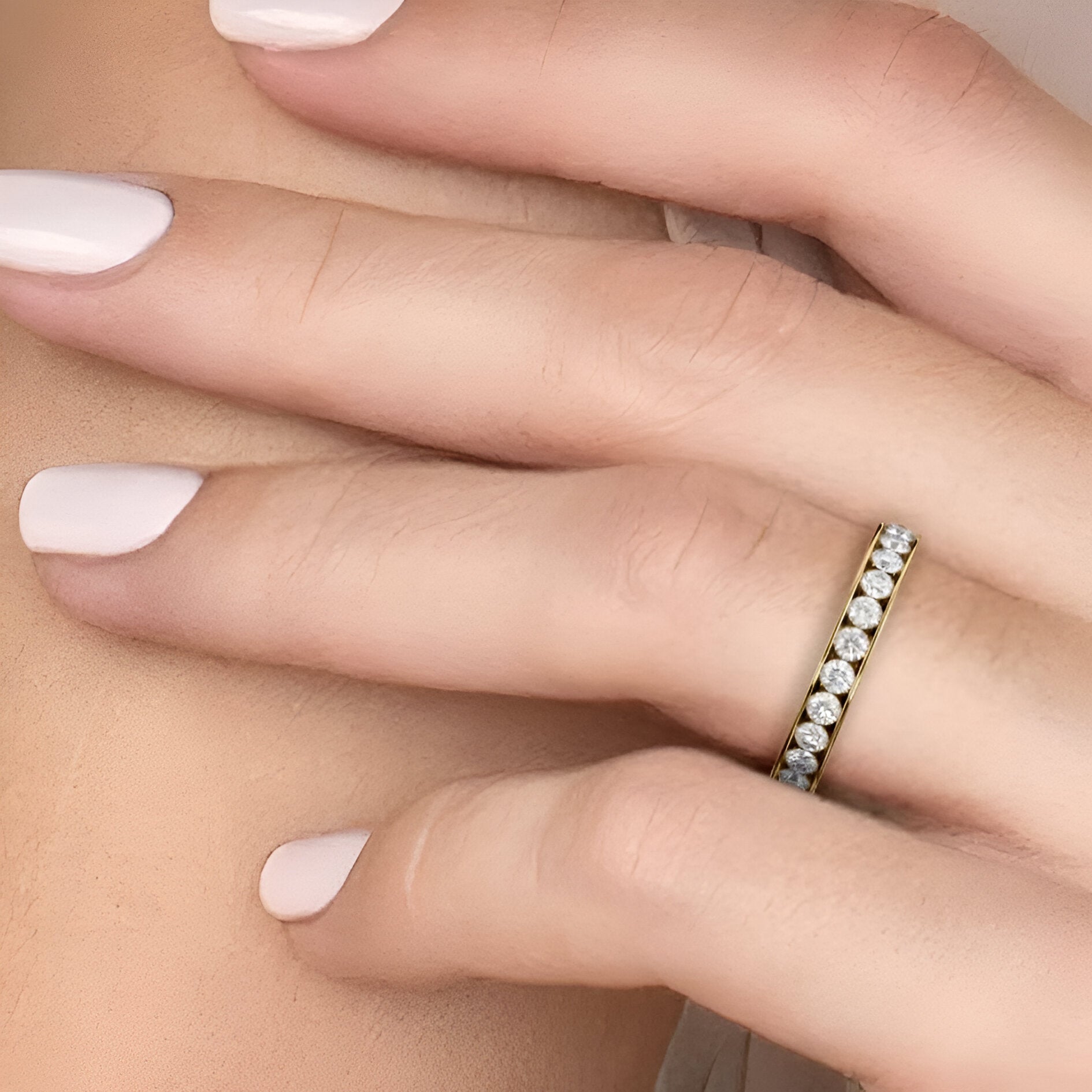 MG INFINITY™️ GOLD ROUND CHANNEL ETERNITY BAND