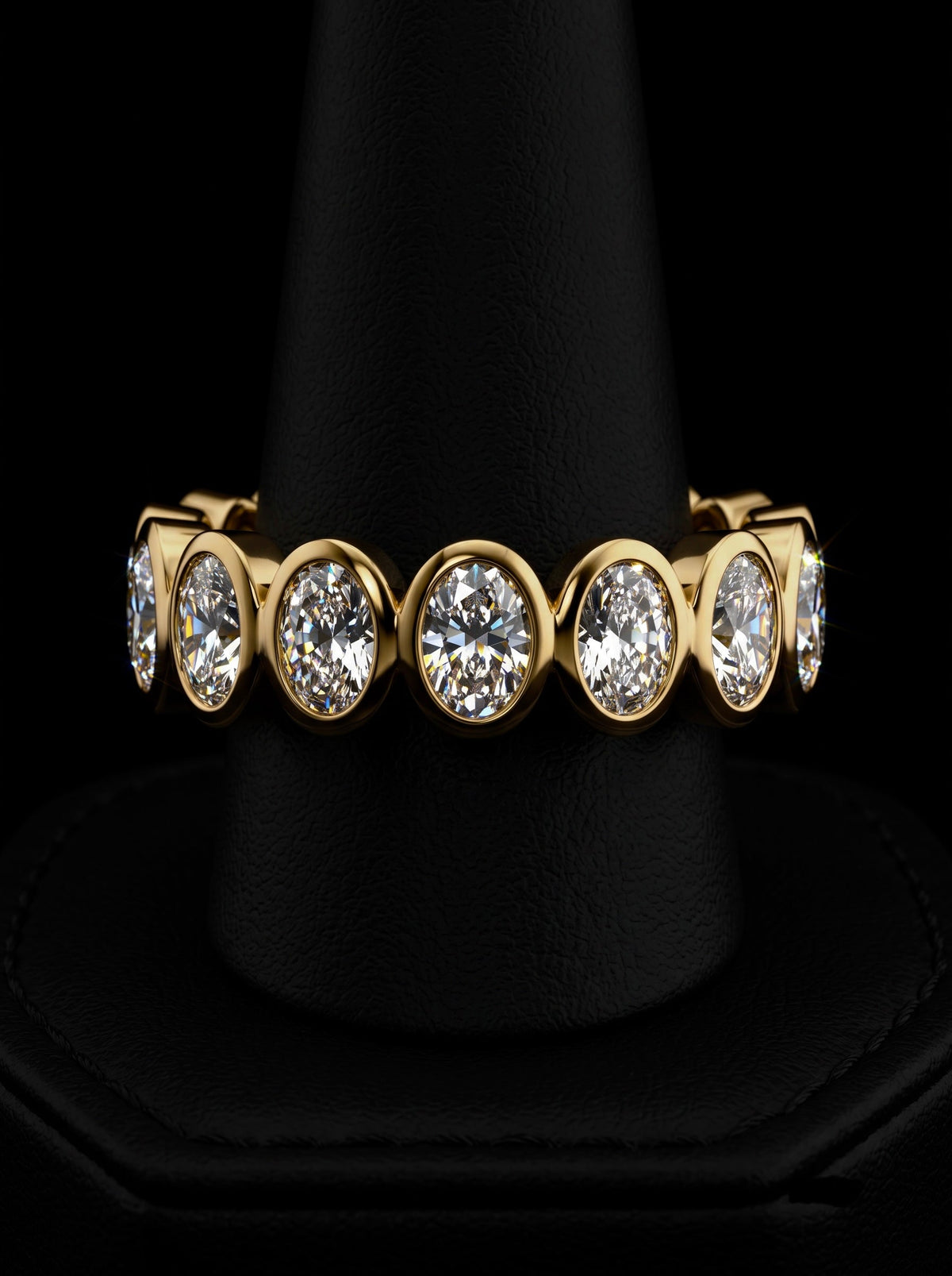 The Oval Bezel Eternity Line Band MG ESSENCE
