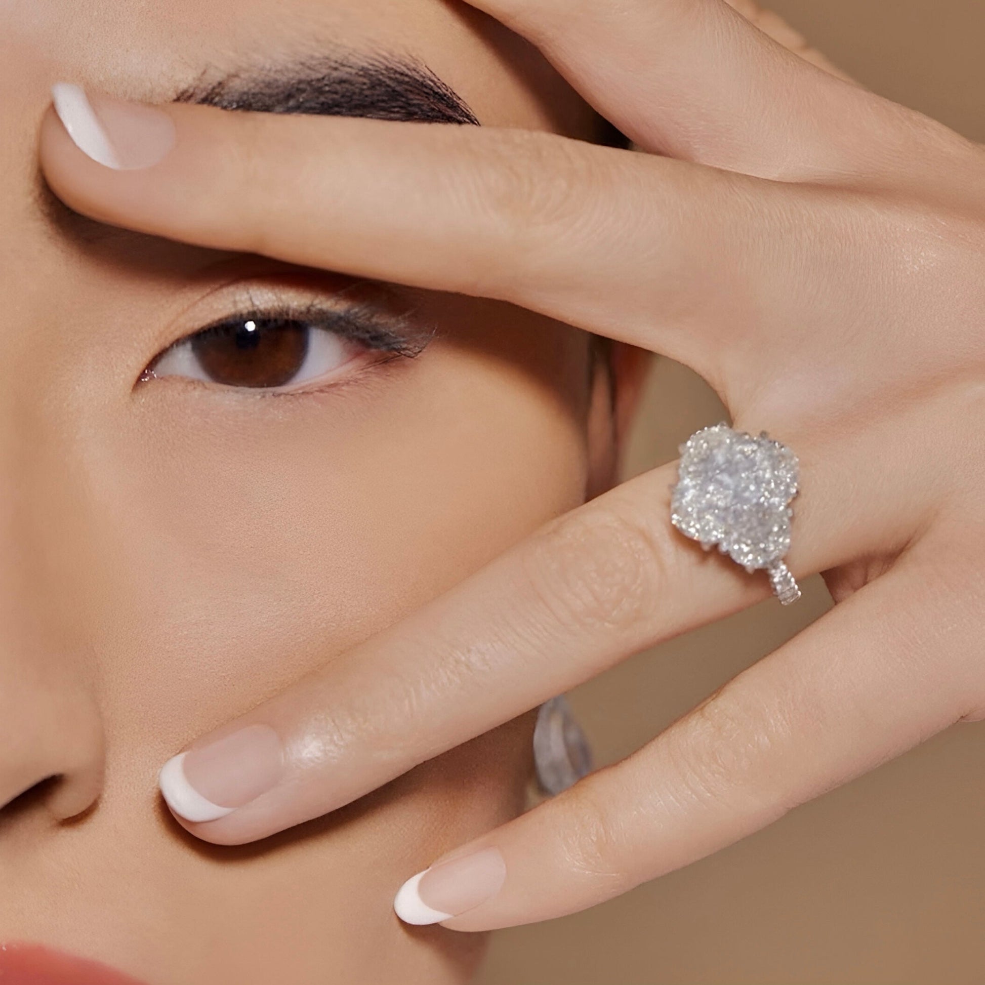 MG Solara®️5.0CT OVAL CUT RING MG Essence