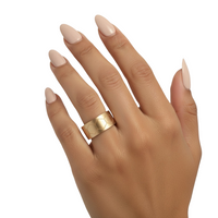 Timeless 6mm Patterned 9K Yellow Gold Band – Classic & Modern