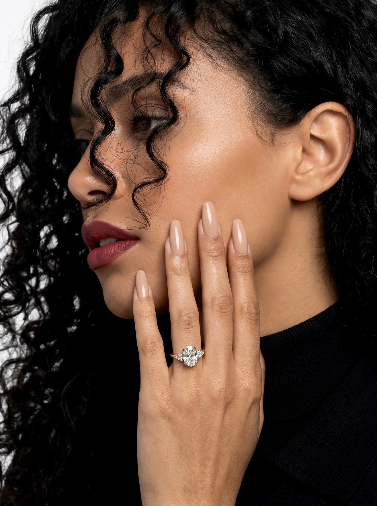 MG AURELIA 3-Stone Oval Cut Ring with Pear Side Stones - Sterling Silver & White Gold