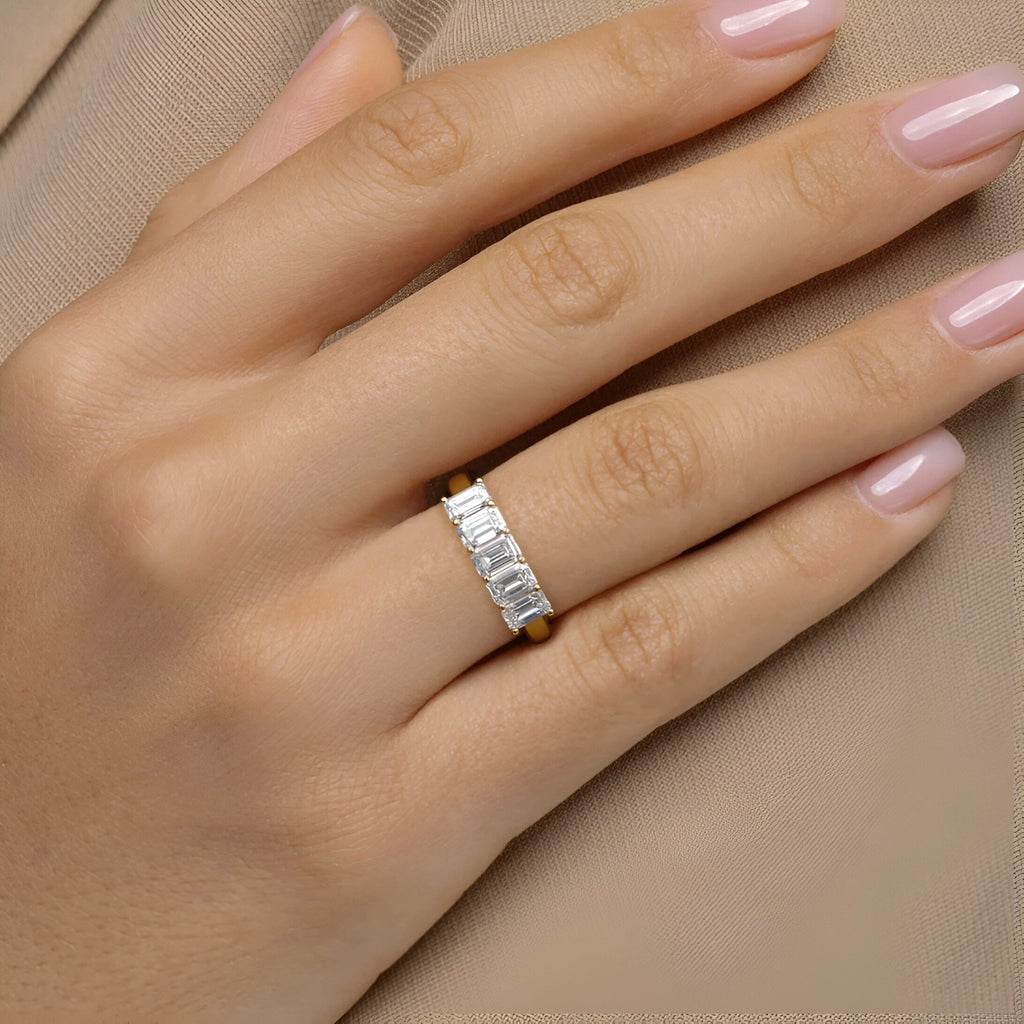 2.0 CT PRINCESS CUT RING W/ PAVE BAND®️ MG Essence