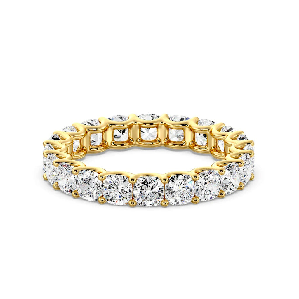 18k Gold Band with Moissanite Stones - MG ESSENCE
