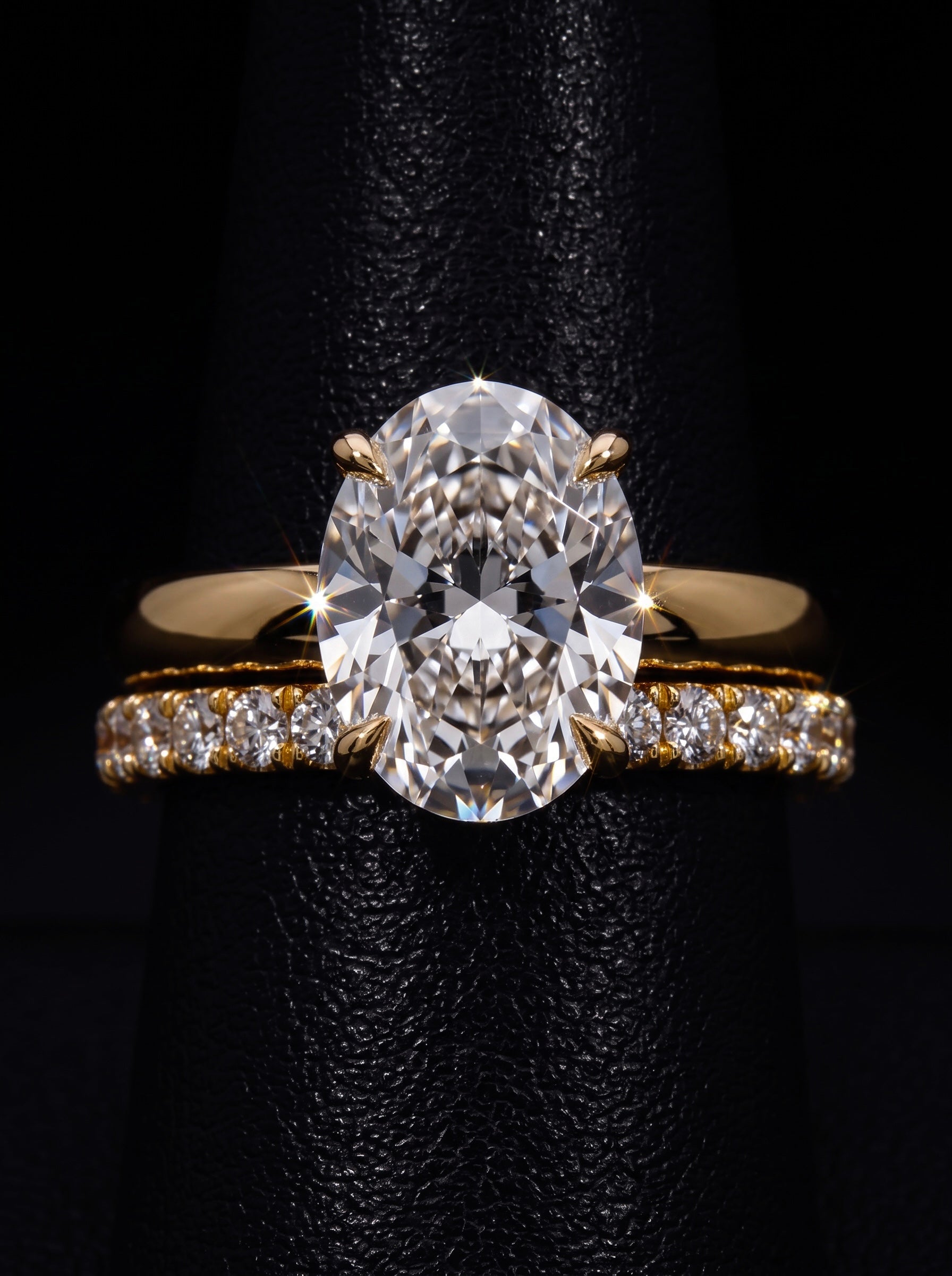 3.0CT Oval-Cut Moissanite · Hidden Halo Solitaire · 3.5mm Band · Pavé Wedding Band · Yellow Gold