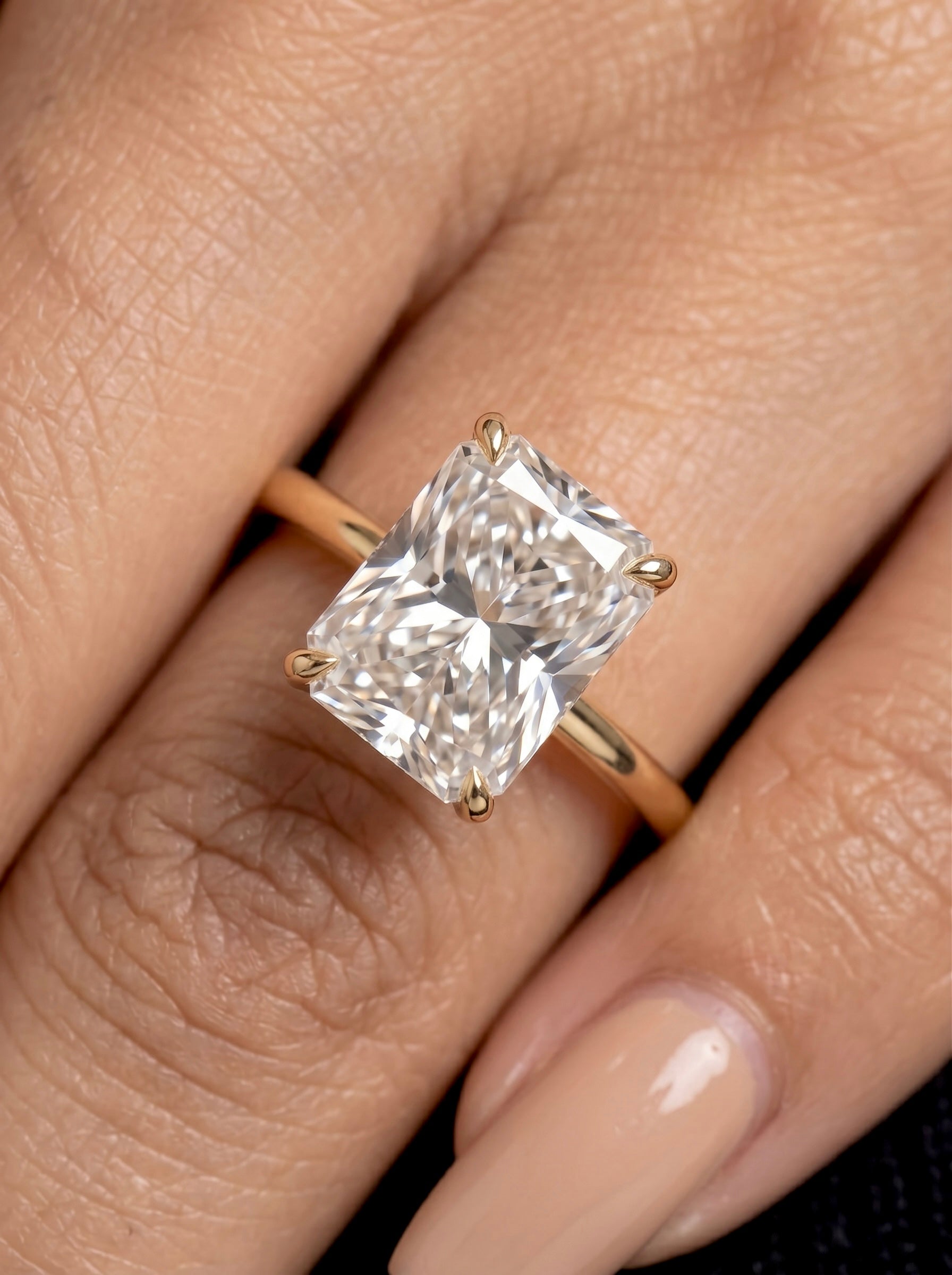 MG Luminaire™️ 3.0CT Radiant Cut Solitaire Ring - 9CT, 14CT, and 18K Yellow Gold