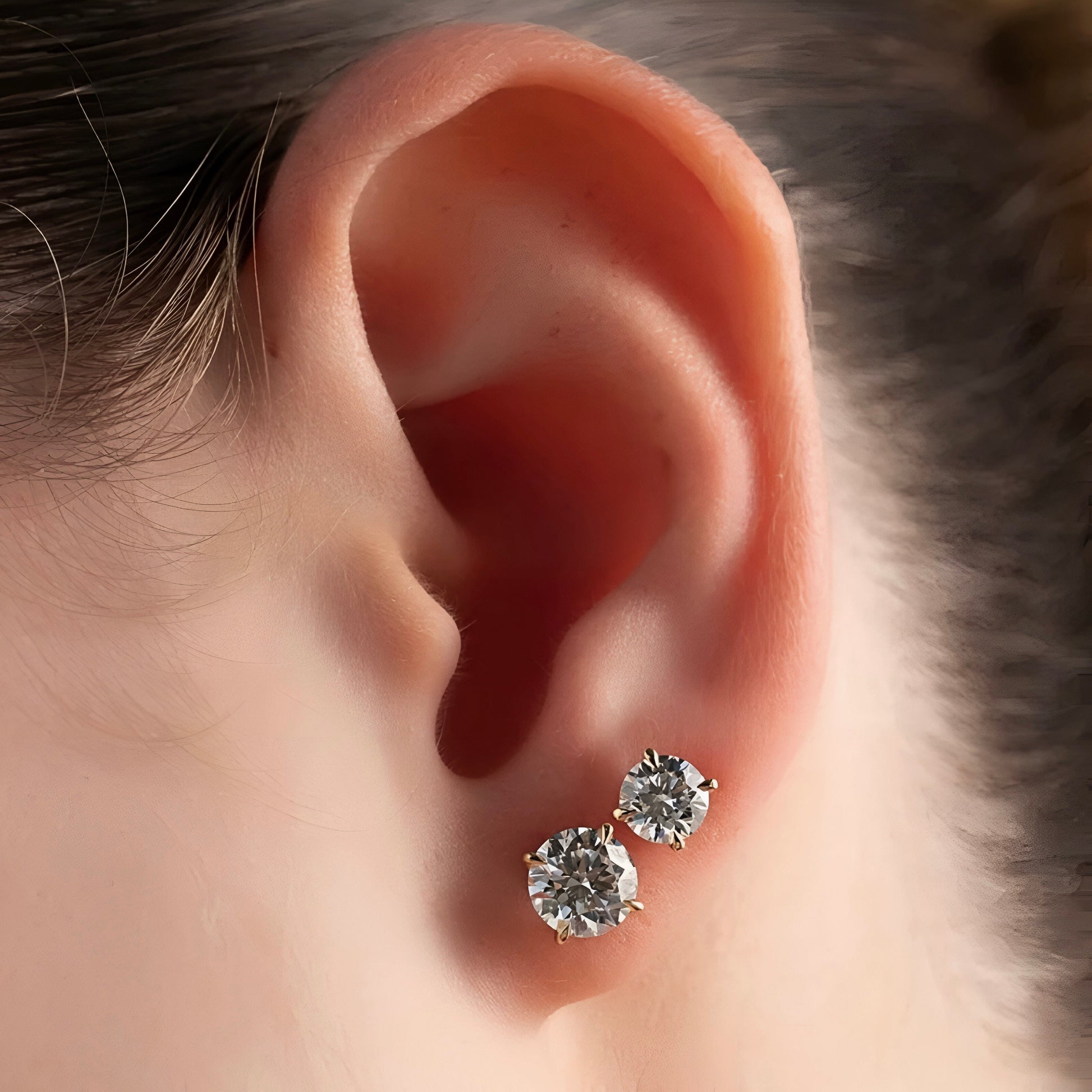 Round Stellar Gleam Earrings MG ESSENCE