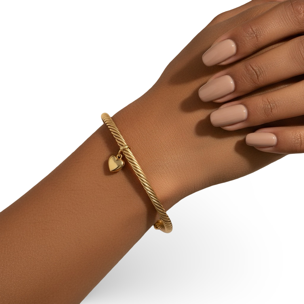 Serpentine Heart Bracelet — 9K Yellow Gold – MG ESSENCE