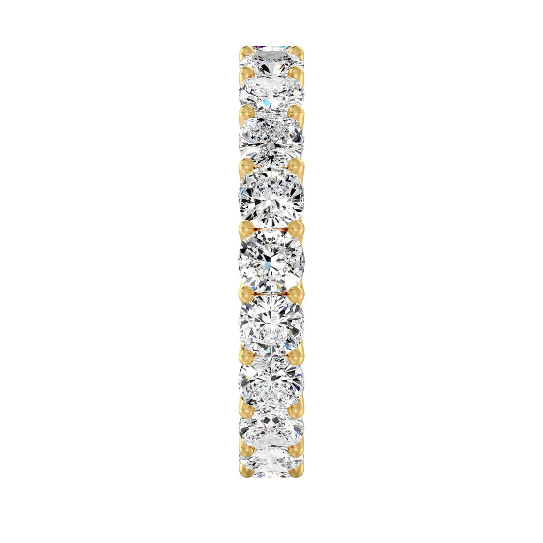 18k Gold Band with Moissanite Stones - MG ESSENCE