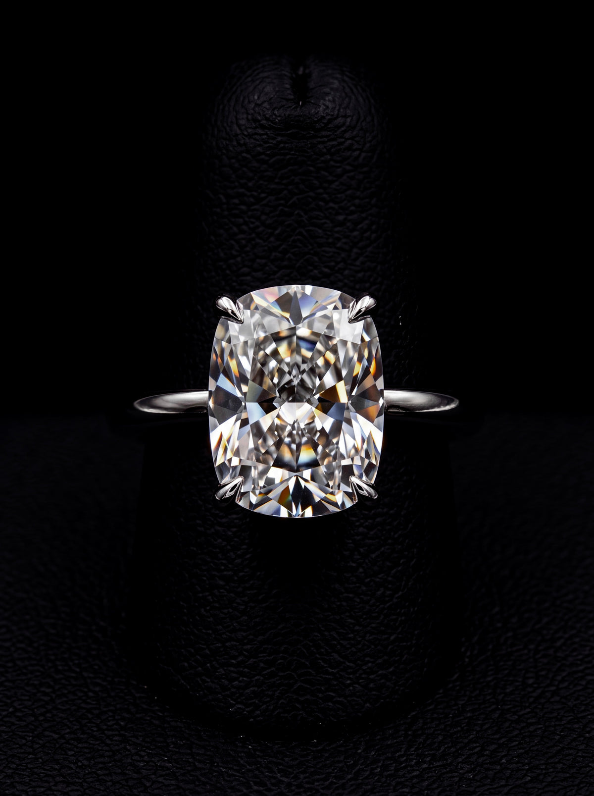 2.0ct Elongated Cushion Cut 4-Claw Solitaire Ring – Sterling Silver & 9–14k White Gold MG ESSENCE