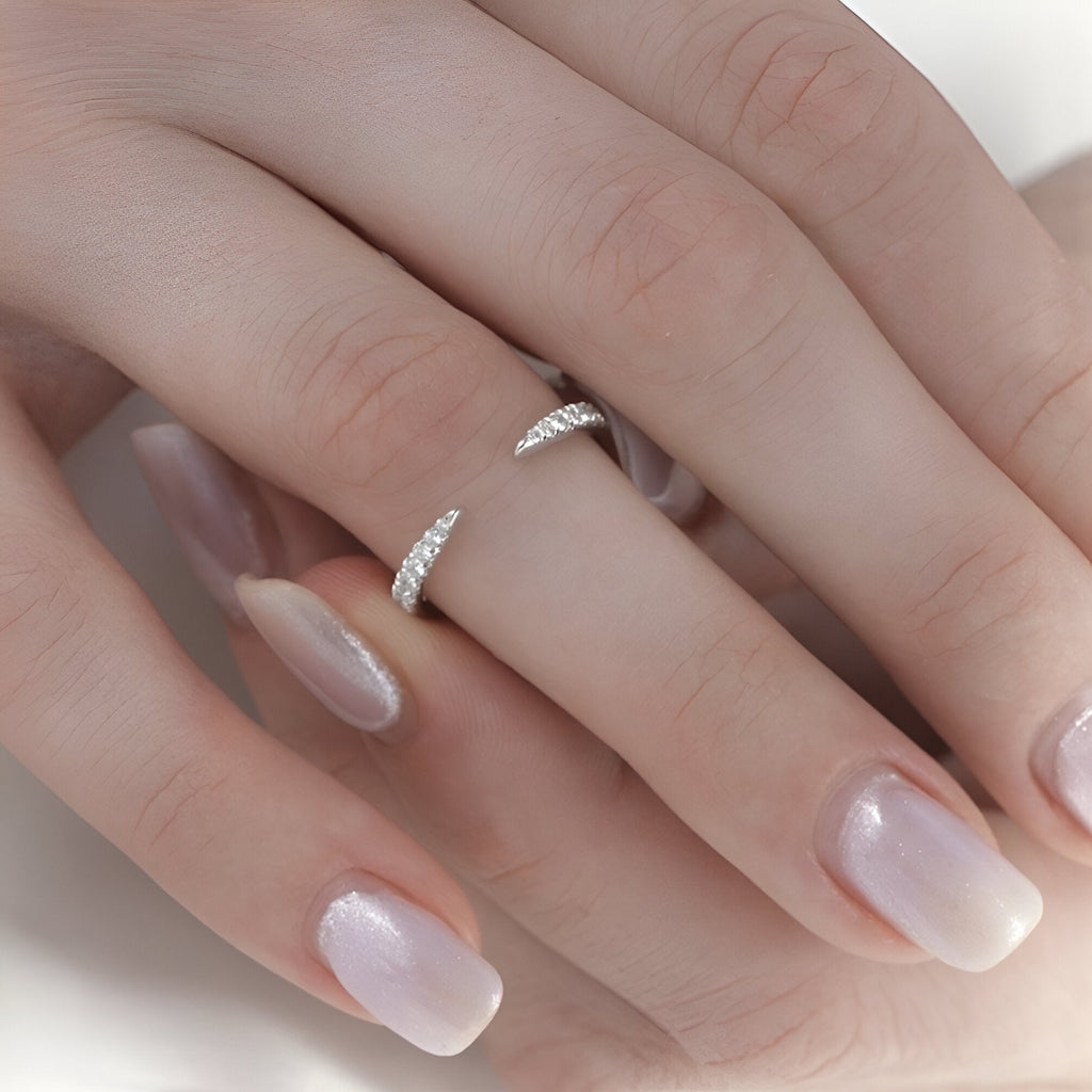 The Divine Arc™ Pavé Moissanite Gap Band MG ESSENCE