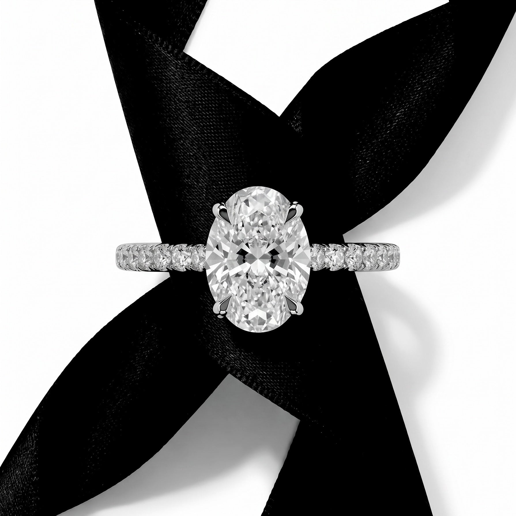 The Signature Oval Pavé Ring in Sterling Silver