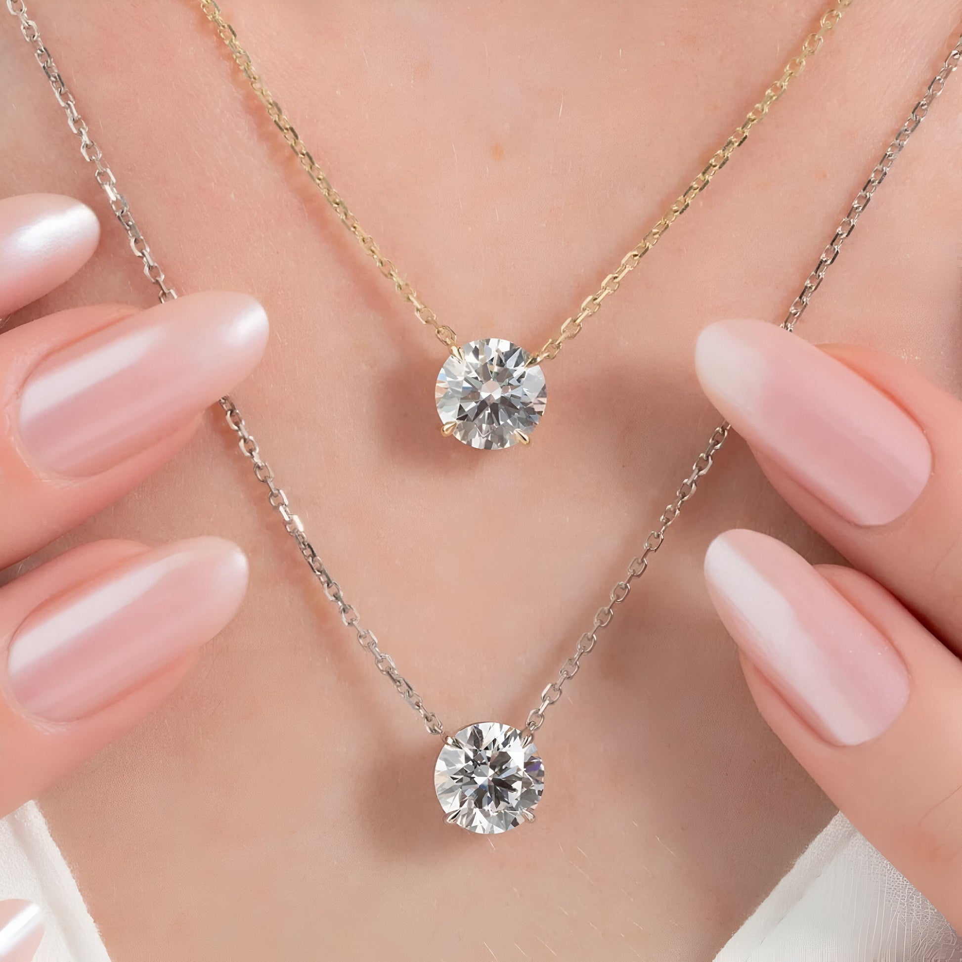 Round Aurora Glow Necklace MG ESSENCE