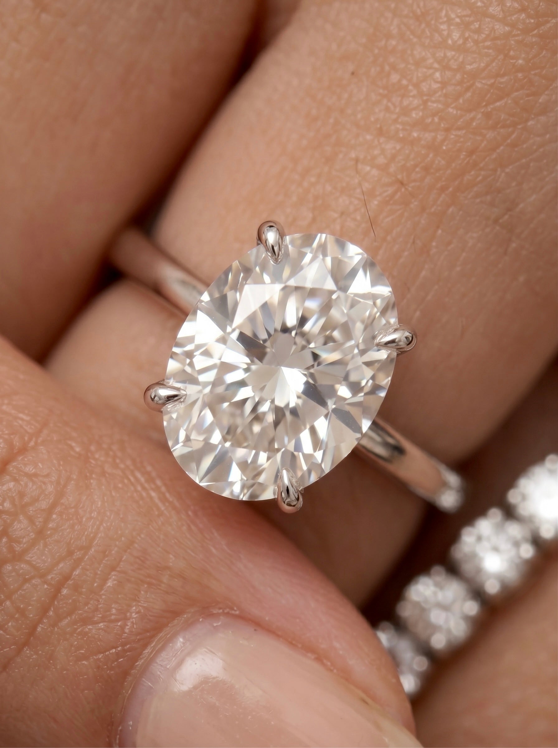 MG SOLARA™ 5.0ct Oval Cut Solitaire with Hidden Halo — Sterling Silver & White Gold