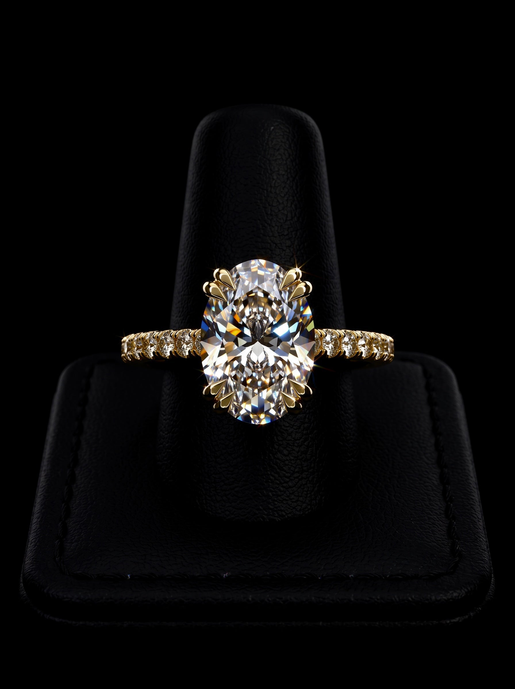 MG AURELIA™ Oval Cut Solitaire with Double Talon Prongs