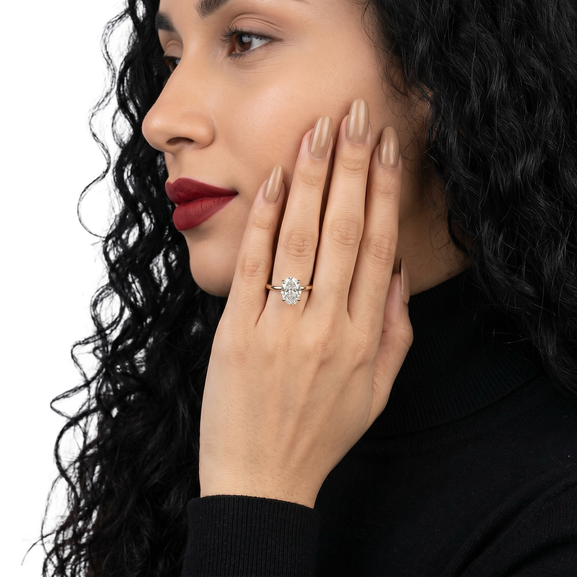 2.0ct Oval-Cut Hidden Halo Solitaire Ring
Four-Claw Setting · Solid Yellow Gold (9–18k)